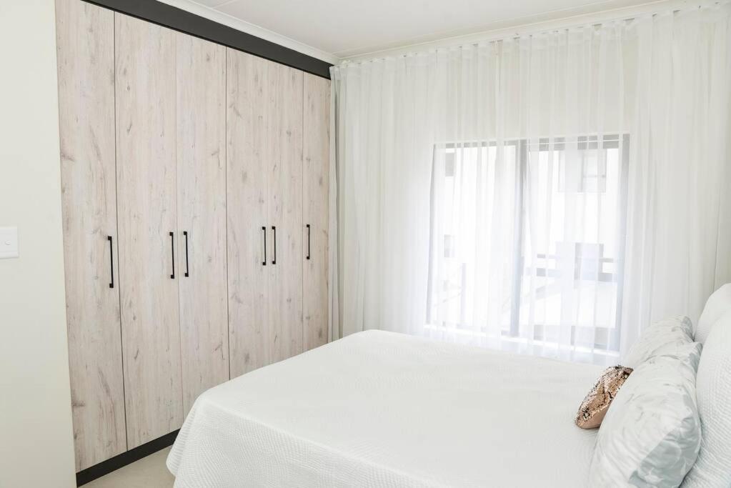 The Ellipse Palazzo Apartment Midrand Esterno foto