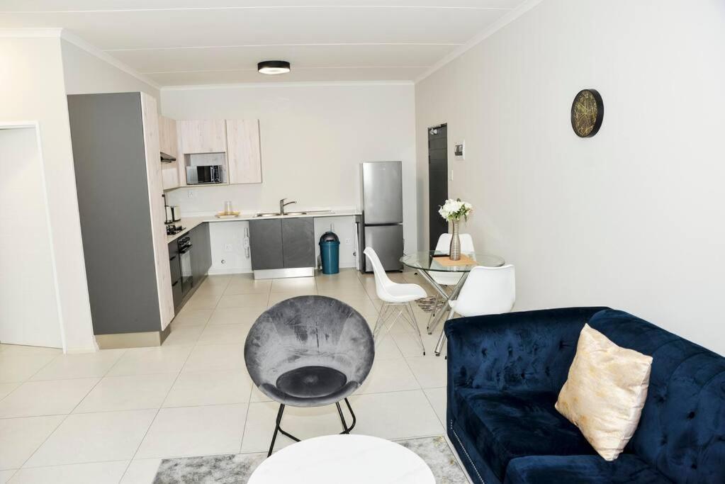 The Ellipse Palazzo Apartment Midrand Esterno foto