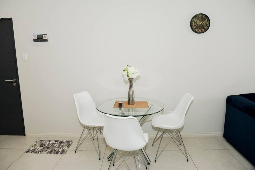 The Ellipse Palazzo Apartment Midrand Esterno foto